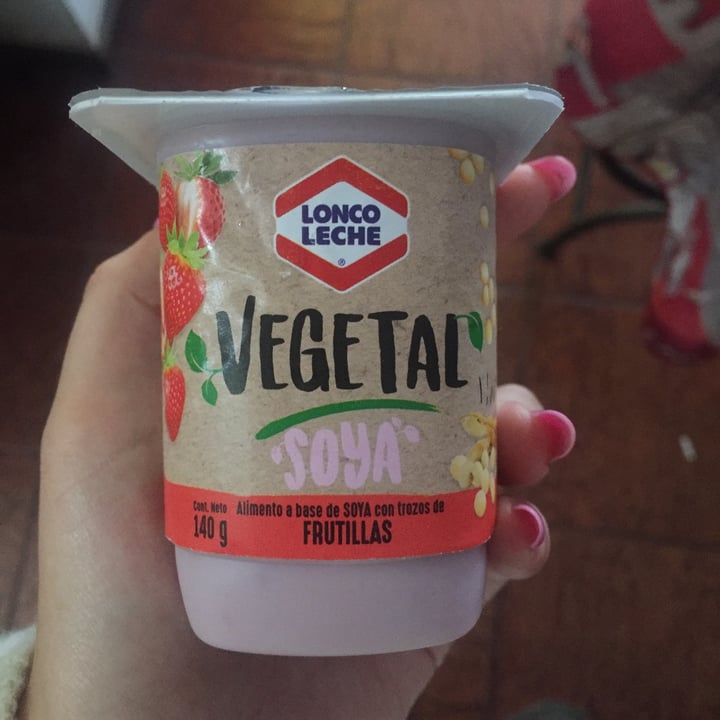 photo of Lonco Leche Yogurt de soya frutilla shared by @lyssh on  01 Apr 2021 - review