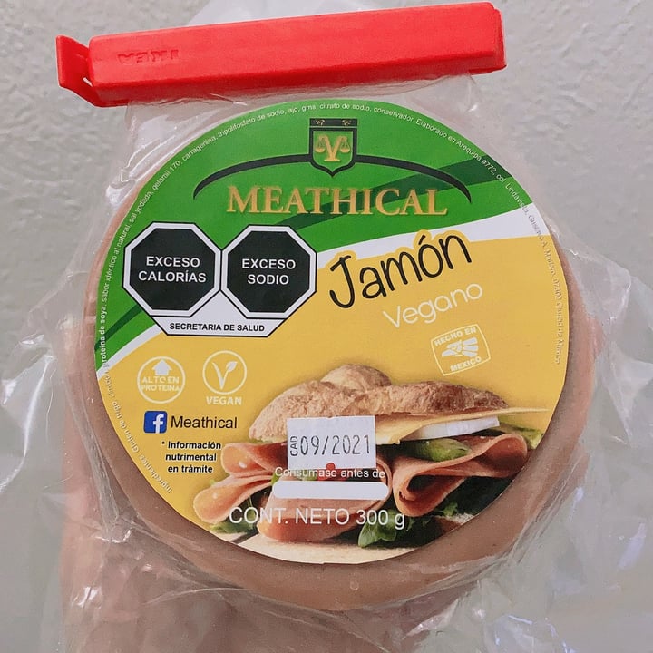 photo of MEATHICAL Jamón vegano shared by @aambrose on  05 Aug 2021 - review