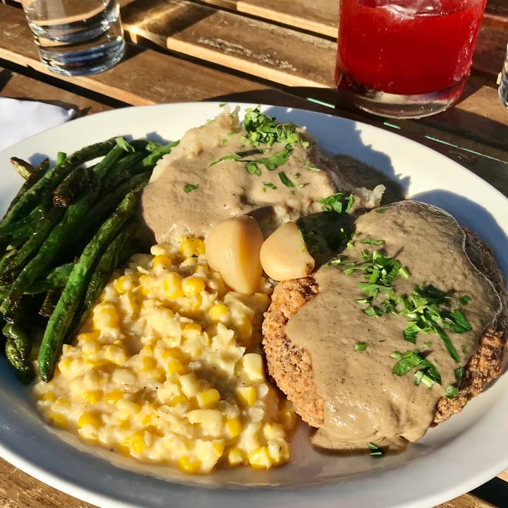 photo of South x Northwest Country Fried Steak Plate shared by @pdxveg on  18 Jul 2021 - review