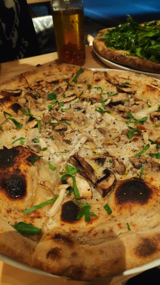photo of Peloton Pizzashop Citta di Lucca shared by @veganbastard on  28 Jun 2020 - review