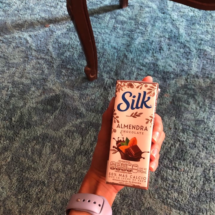 review photo of Silk Bebida de Almendra sabor Chocolate shared by @kenialeond on 08 Feb 2021 - review