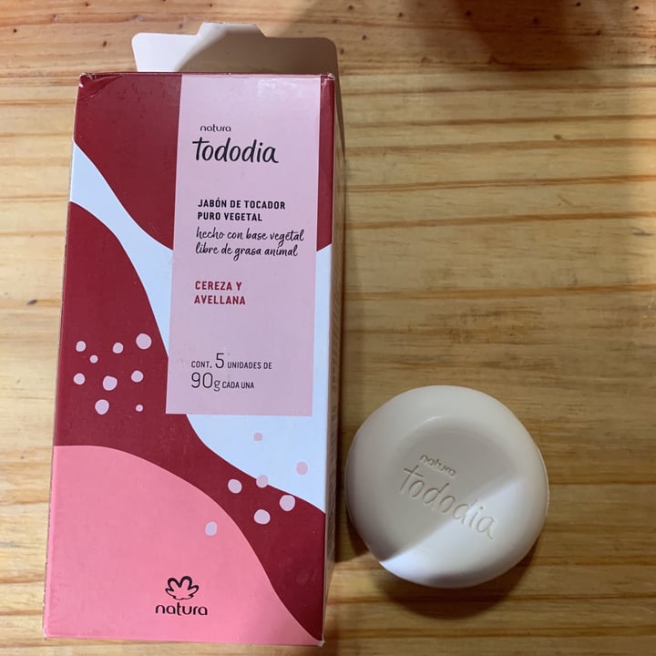 photo of Natura jabon "todo día" cereza y avellana shared by @valenserra on  14 Sep 2020 - review