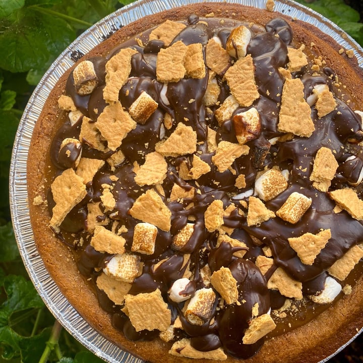 review photo of mochi’s cheezecakes cookie butter s’mores cheesecake shared by @kimvillaneda on 04 Mar 2021 - review