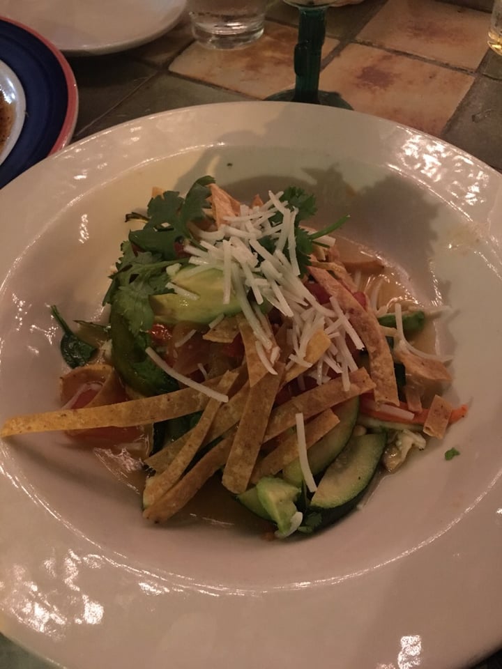 review photo of Los Sombreros Vegan enchiladas shared by @kirsteebaxt on 19 Dec 2019 - review