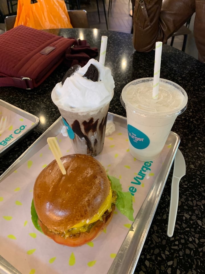 photo of The Vurger Co Canary Wharf New York Melt shared by @jannahcole on  09 Apr 2020 - review