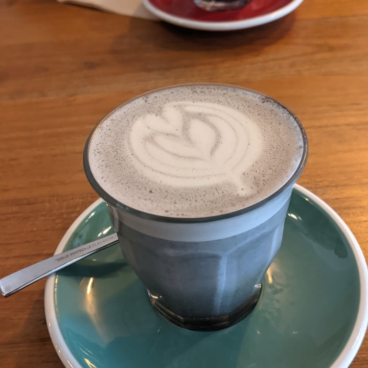 photo of Craftsmen Specialty Coffee (Holland) Black Sesame Latte shared by @bornvegetarian on  13 Oct 2022 - review