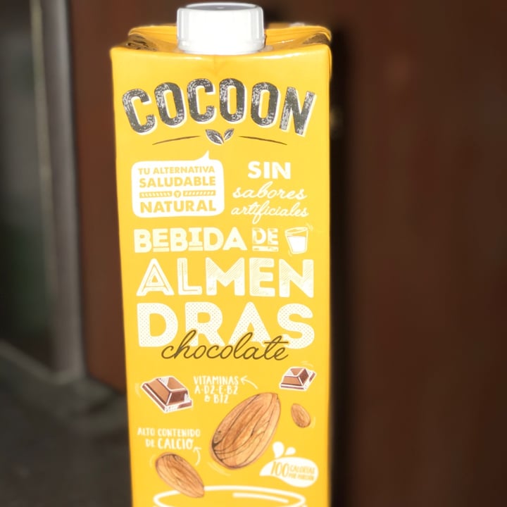 photo of Cocoon Bebida de Almendras sabor Chocolate shared by @jimepereyra on  04 Dec 2020 - review