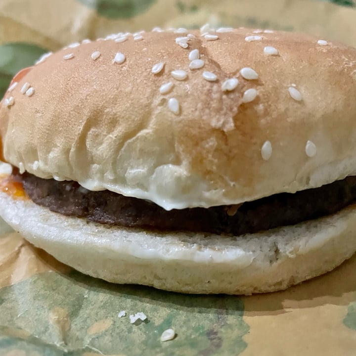 photo of Burger King - Yishun Town Square Plant-based Whopper shared by @wjynn on  22 Jun 2022 - review