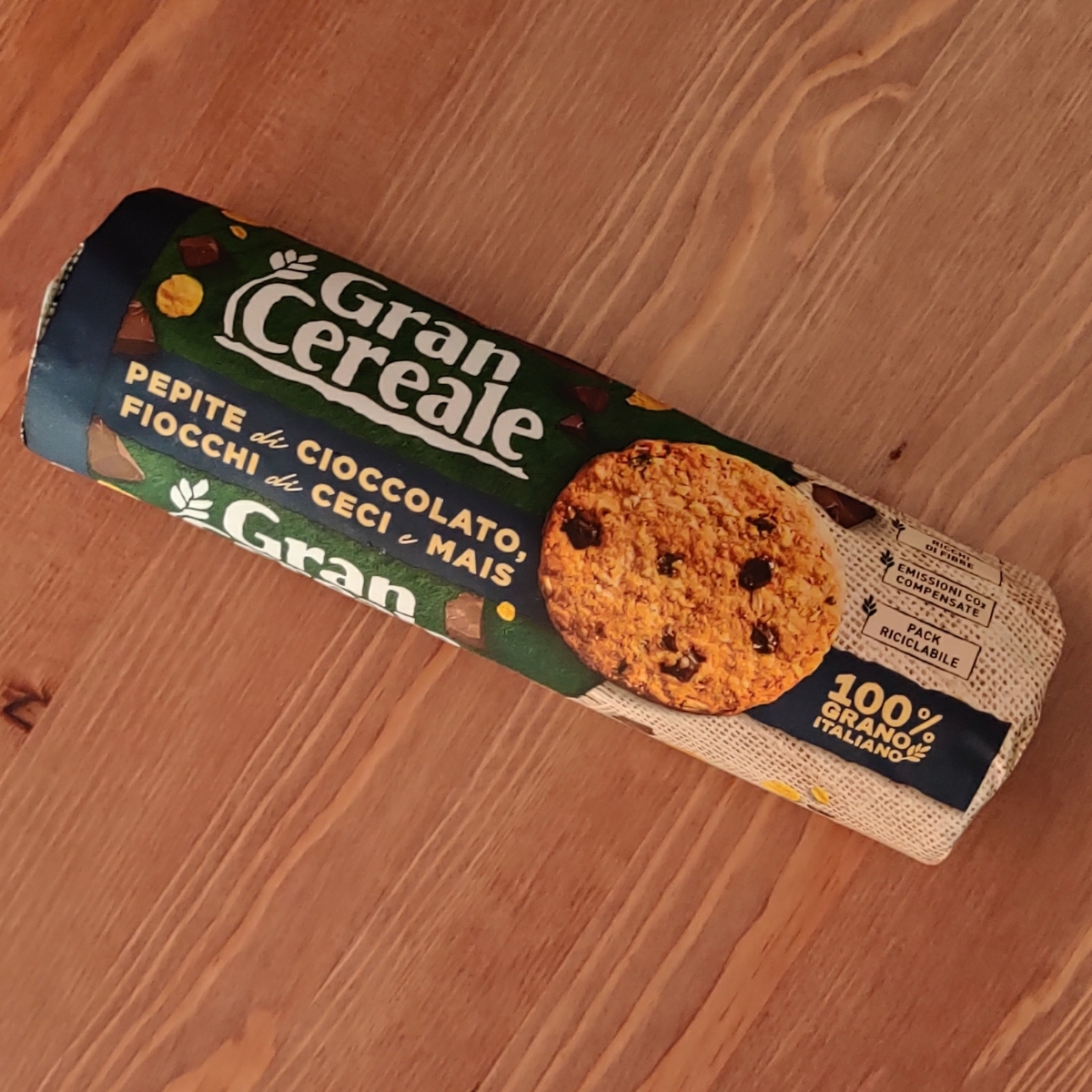 Biscotti con pepite di cioccolato, fiocchi di ceci e mais from Gran ...