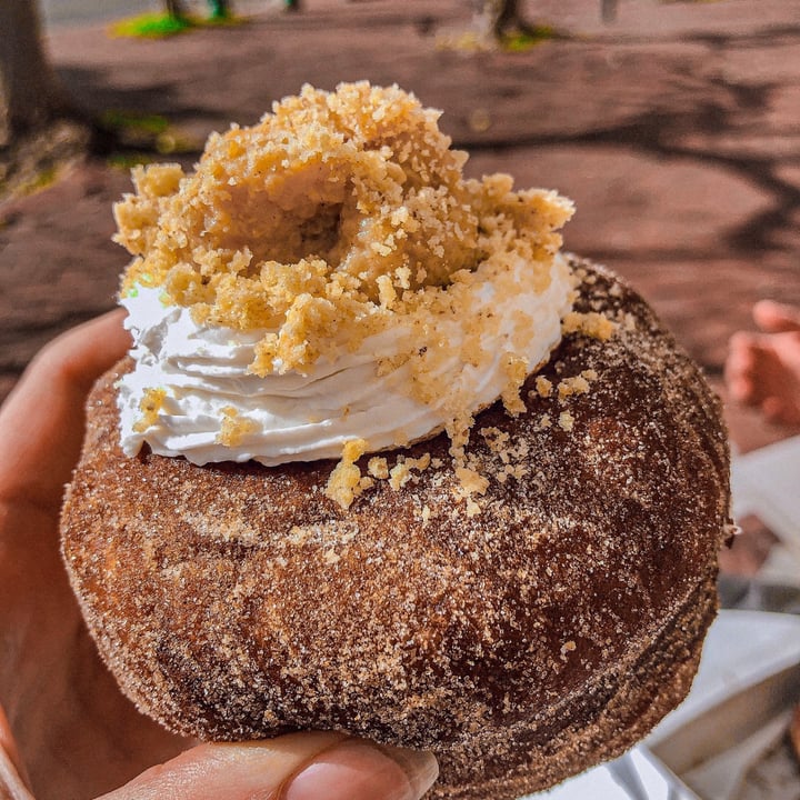 photo of Grumpy & Runt | Little Deli & Donuts Apple Crumble Donut shared by @grapetown on  29 Jul 2020 - review