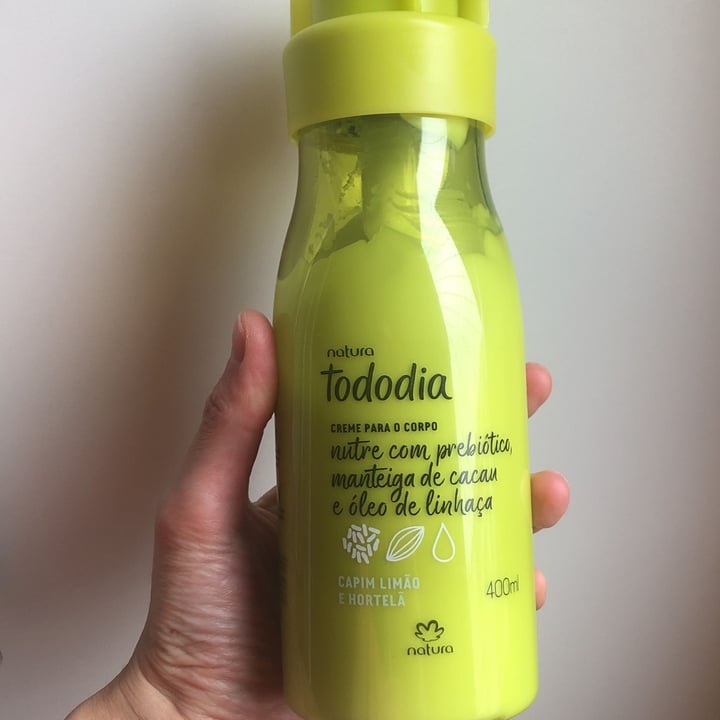 review photo of Natura tododia creme para o corpo capim limão e hortelã shared by @demartins on 10 Sep 2022 - review
