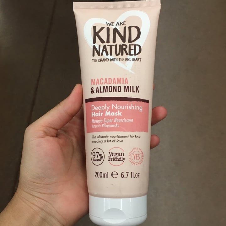 photo of We are kind Natured Macadamia & Almond Milk Hair Mask shared by @maryelrojas on  08 Feb 2022 - review