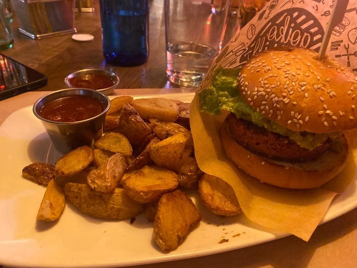 photo of Goiko Grill Beyond Burger shared by @the2clocksgirl on  20 Nov 2019 - review