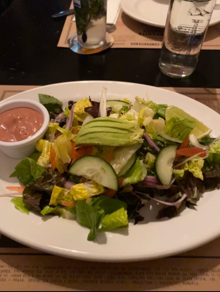 review photo of La Bodeguita del Medio Ensalada Mixta shared by @abyborra on 23 Mar 2020 - review