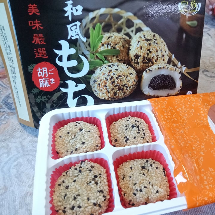 photo of royal family food co mochi shared by @secchiello on  03 Jul 2022 - review