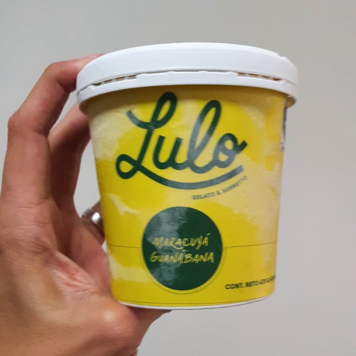 photo of Lulo Gelato de maracuyá y guanábana shared by @memevegan on  20 Aug 2022 - review