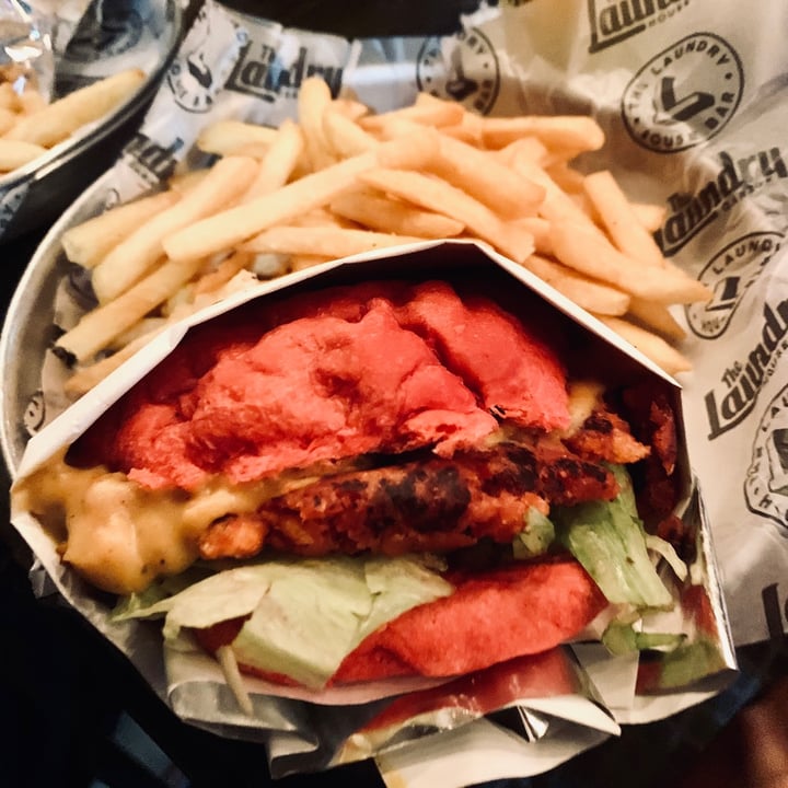 photo of The Laundry Burger vegana shared by @victorialopez on  09 Apr 2021 - review