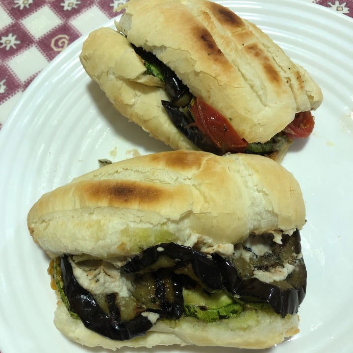 review photo of Café do Lado Lanche Rodrigo Santoro shared by @leticiabarriento on 25 Sep 2021 - review