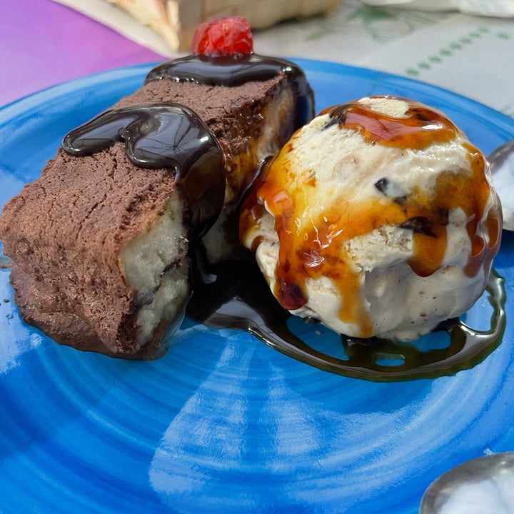 photo of Amazonas Postre Vegano shared by @vegetalesalrescate on  19 Dec 2021 - review