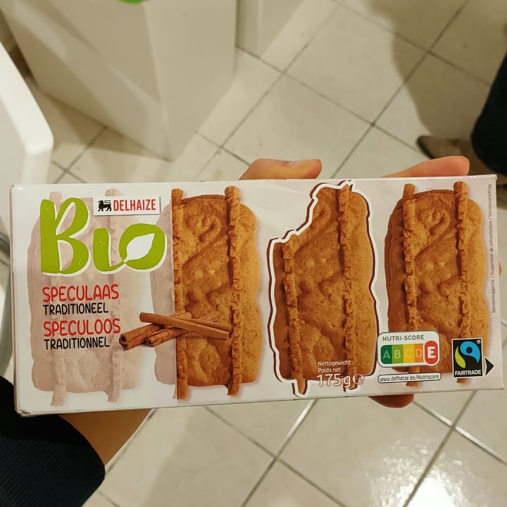review photo of Delhaize Speculoos shared by @veryvegaia on 10 Jan 2022 - review