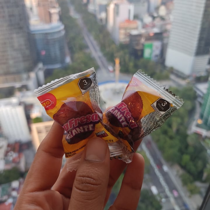 photo of Dulces vero Picafresas gigante shared by @asshinfuran on  01 Oct 2021 - review