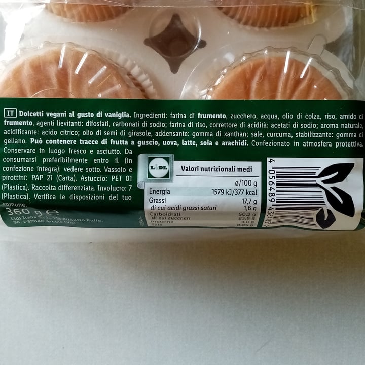 photo of Vemondo Vegan Muffins Vanilla Flavoured shared by @valeveg75 on  07 Aug 2021 - review