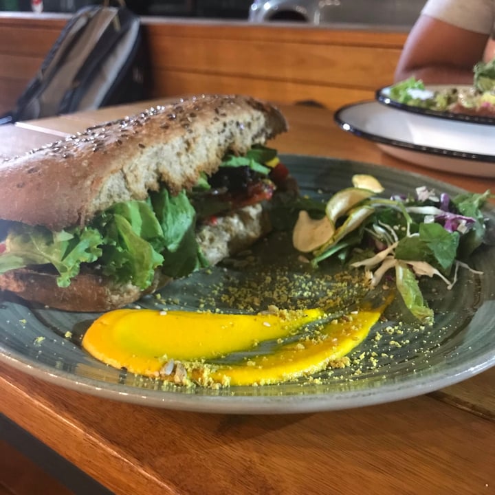 photo of Chimi Deli Cocina Natural Sándwich de hongos y vegetales shared by @sechague on  26 Feb 2021 - review