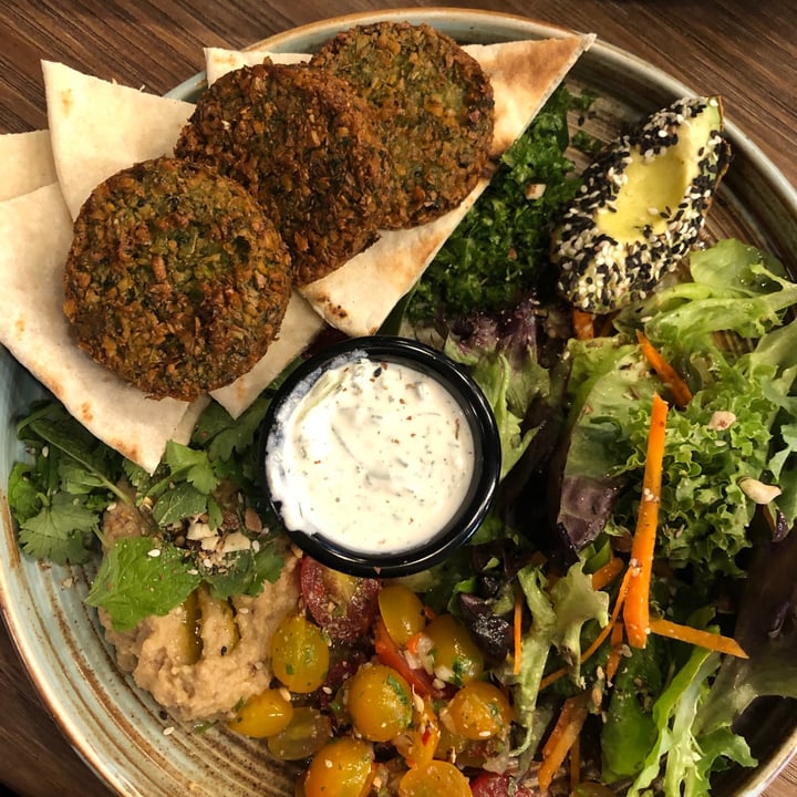 photo of Genius Central Singapore Falafel Bowl shared by @janyce on  21 Dec 2020 - review