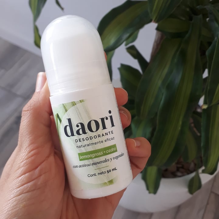 photo of Daori Desodorante Lemongrass + cedro shared by @reberimini on  15 Apr 2021 - review