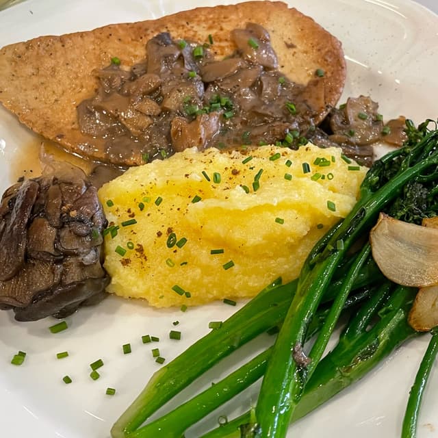 Photo of the dish “Porcini Chick’n Marsala”