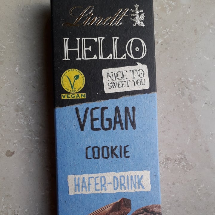 review photo of Lindt Hello Vegan Cookie Hafer-Drink shared by @thevegandonator on 07 Aug 2021 - review