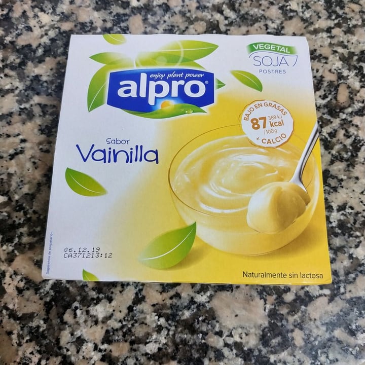 photo of Alpro Postre de vainilla cremosidad sublime shared by @cristinaroes on  25 Oct 2019 - review