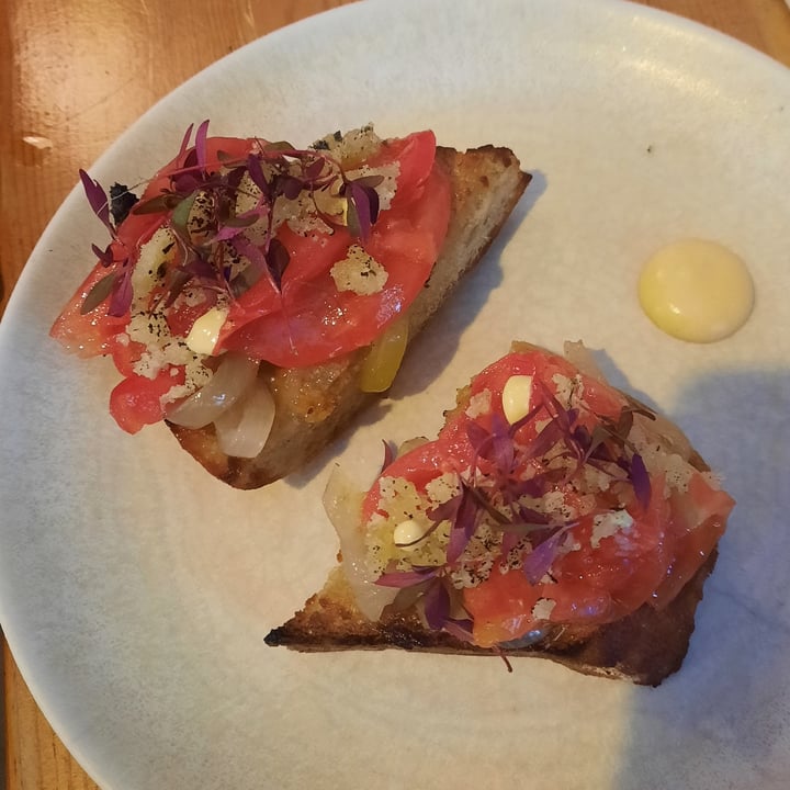 photo of The Food Temple Bruschetta shared by @joanarebelomorais on  21 Jun 2021 - review