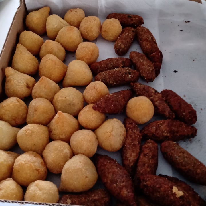 review photo of Cantinho Organico Vegano Salgadinhos De Festa shared by @marianavendrame on 03 May 2022 - review