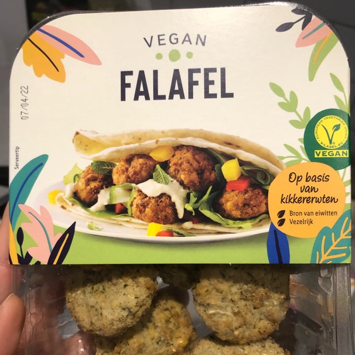 photo of Vemondo  vegan falafel classic shared by @federicavlc on  21 Mar 2022 - review