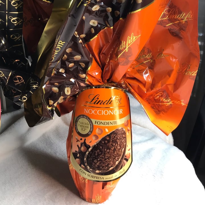 review photo of Lindt Uovo di Pasqua shared by @valemontagna on 17 Apr 2022 - review