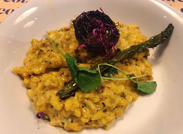 Photo of the dish “Arroz al curry”