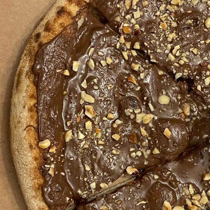 photo of Pizza Power Vegan pizza doce com boinatella shared by @giovana24 on  27 Jun 2022 - review