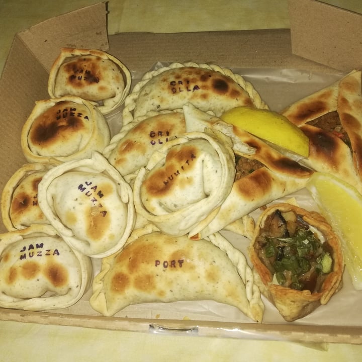 review photo of Heaven (Delivery and Take-away) Empanadas shared by @buki on 15 Apr 2021 - review