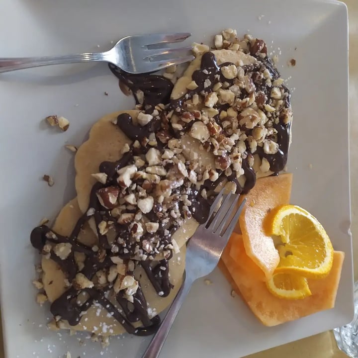 photo of Buddy Italian Restaurant Cafè Pancakes con crema di nocciole shared by @kiazina98 on  16 Oct 2021 - review