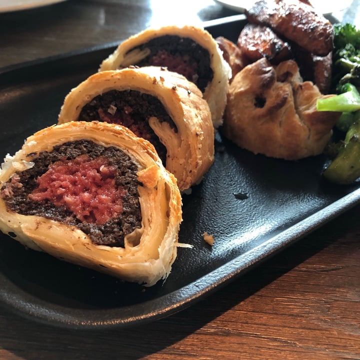 review photo of Bread Street Kitchen Singapore Impossible Wellington shared by @soniamariakarnail on 28 Mar 2021 - review
