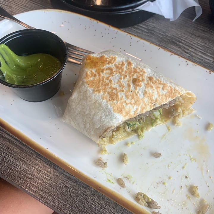 photo of Dahlia Daytona Beach Vegan Burrito shared by @courtneykennedy on  24 May 2022 - review