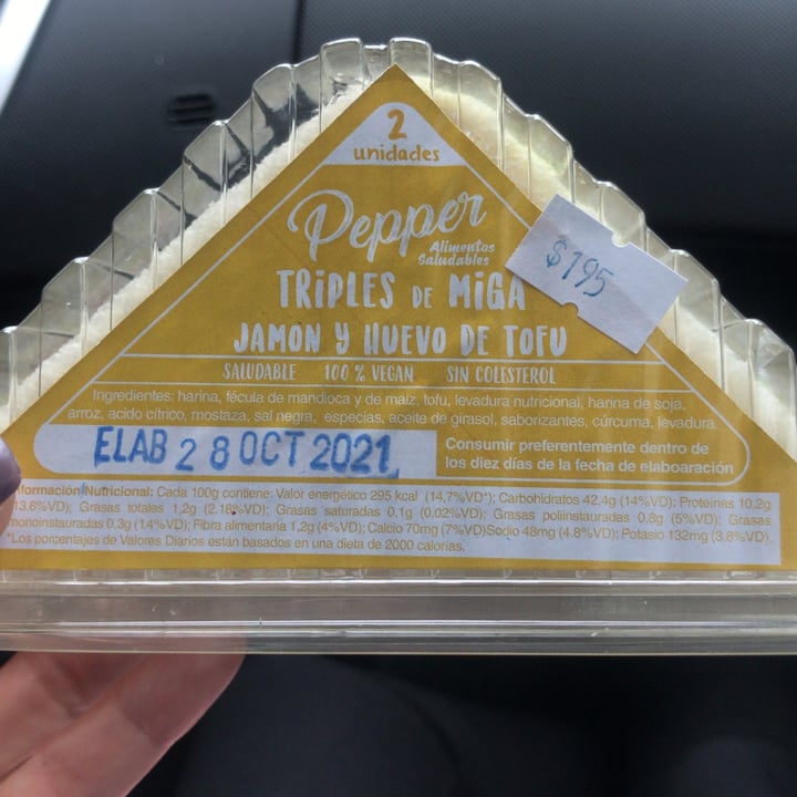 review photo of Pepper sandwich de tofu y jamon shared by @casco on 31 Oct 2021 - review