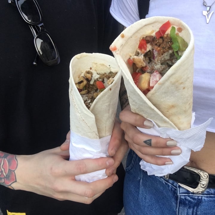 review photo shared by @camiivegan on 15 Aug 2022 - post