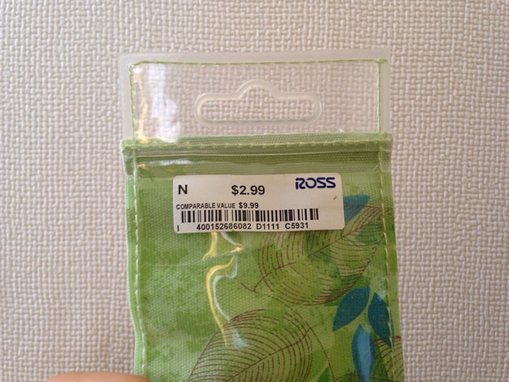 review photo of EcoTools Blending & Bronzing Brush shared by @brvjave on 19 Feb 2020 - review