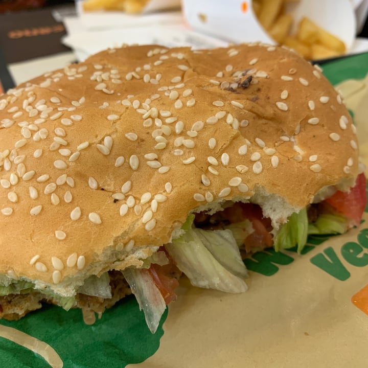 photo of Burger King - Sucursal San Justo Whopper vegetal shared by @fabivegan on  24 Feb 2022 - review