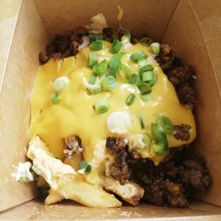 photo of Lekker Vegan Kloof Loaded Fries shared by @allygreen on  02 Aug 2020 - review