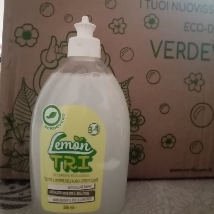 photo of Verdevero Lemontrí shared by @adryvegan on  30 Dec 2021 - review