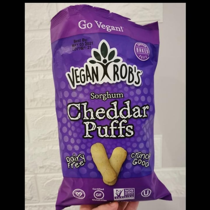 review photo of Vegan Rob's Cheddar Puffs shared by @michela16 on 25 Jan 2021 - review