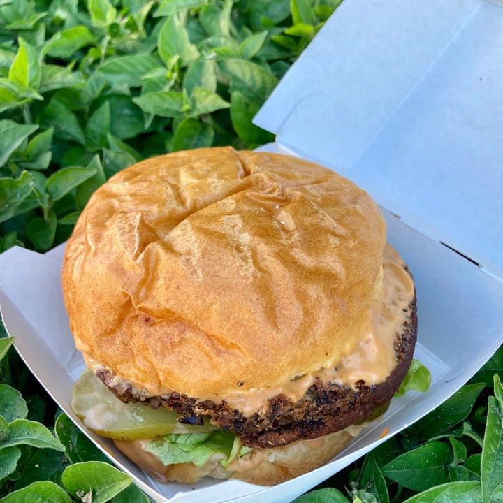 photo of KAUAI Rondebosch The No Bull Burger shared by @ctveganreviews on  29 Apr 2021 - review